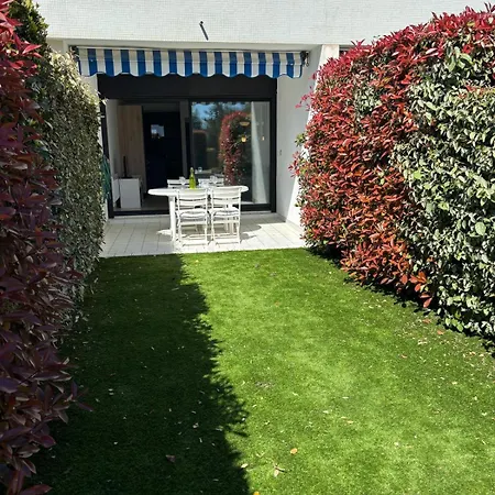 Apartment Nouveau Douceur A